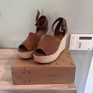Suede espadrille wedges